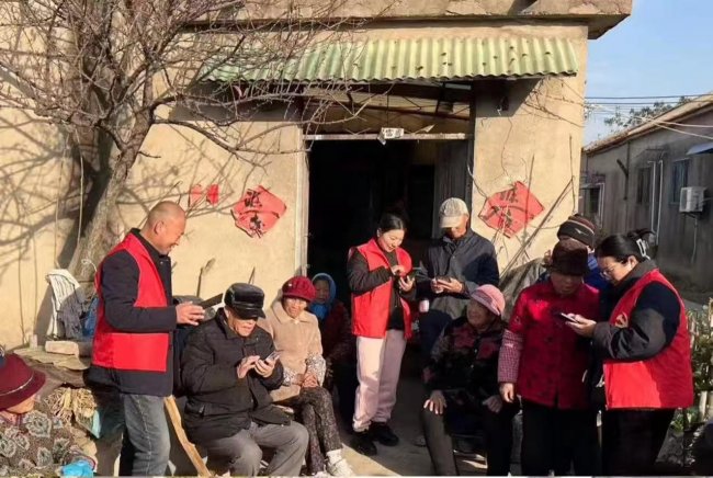 “银龄生态”团队走进南京农村与老旧小区探寻适老化物资保障新路径