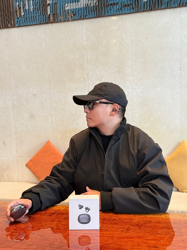 塞那蓝牙耳机:个人 AI 生态用户实测,全场景智能体验升级 塞那蓝牙耳机:个人 AI 生态用户实测,全场景智能体验升级