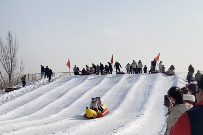 青春赋能文旅转型：实践团队助力临沂龙园戏