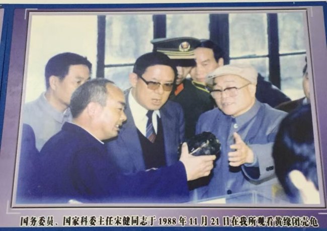 守“甲乡”根脉 筑产业新程—记汉寿华亿龟水产总经理瞿红伟