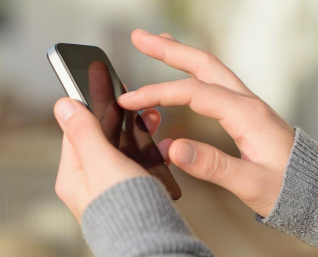 2026无线领夹麦实测大盘点：大疆/西圣/猛玛等热门款真实性能揭秘！哪个品牌音质最能打？附上值得入手TOP8推荐