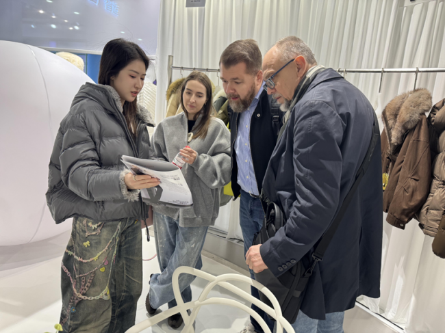 羽芮鹅绒服：30年供应链积淀，以新生代姿态书写中国服装长期主义