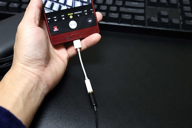 无线麦克风哪个品牌好?领夹麦克风推荐性价比高 真实测评