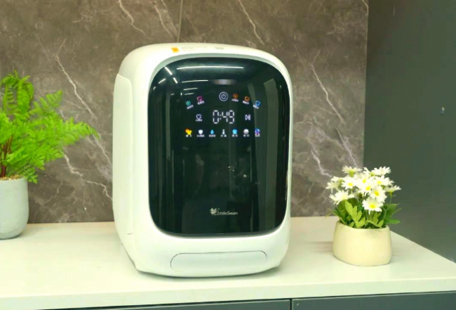 迷你洗衣机好用吗？小熊、海尔、希亦十大爆款迷你洗衣机盘点！专业清洁款更到位！