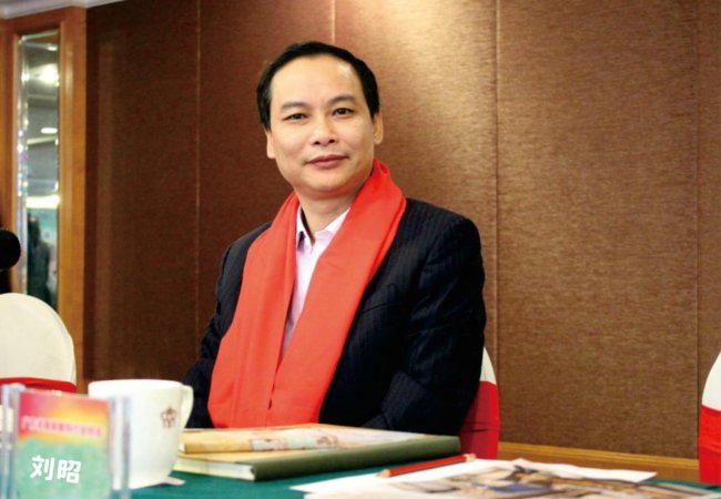 湘商纽带连湘汕，潮博盛会亮IP ——汕头市湖南商会名誉会长刘昭的双城使命