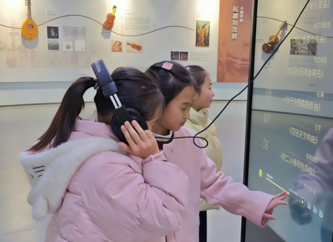 共青团“伙伴计划”示范项目|杏运同萌——城市客厅文化探秘 助力青少年融入新家园