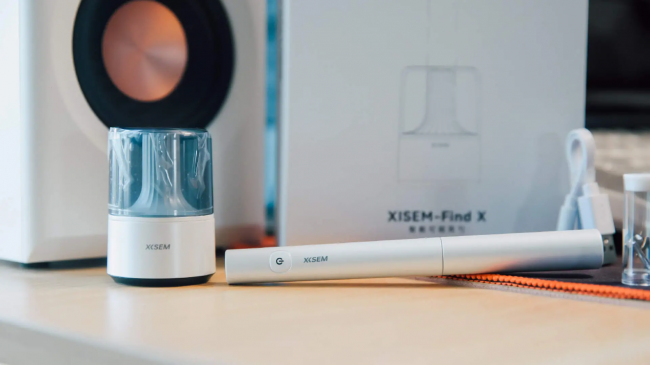 可视挖耳勺好用吗？西圣VS蜂鸟可视挖耳勺，掏耳工具不翻车实测！