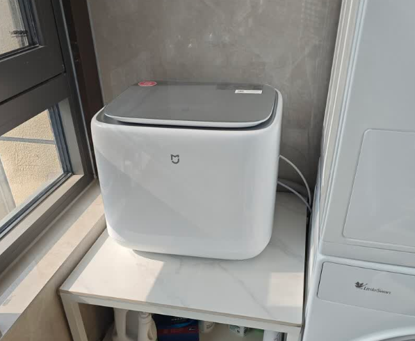 小型洗衣机什么品牌好？国产专业小型洗衣机品牌出炉！石头、小吉、希亦10大爆款小型洗衣机专业点评