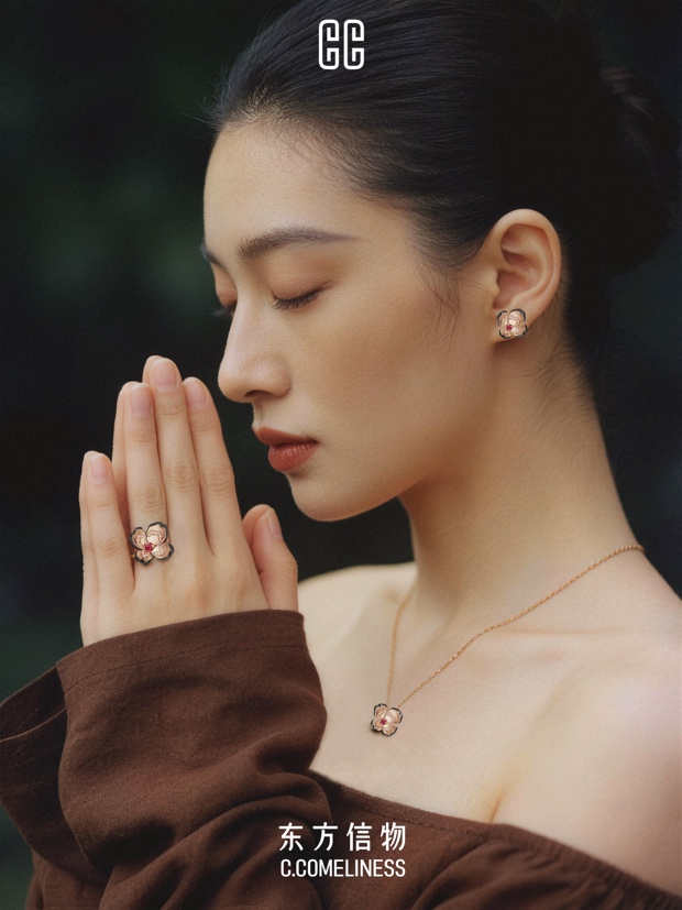 那朵开了一千年的莲花，为什么成了中女的信物