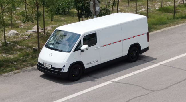 山城巷陌，坡道坦途：福田卡文乐福在川渝地区的“生意经”