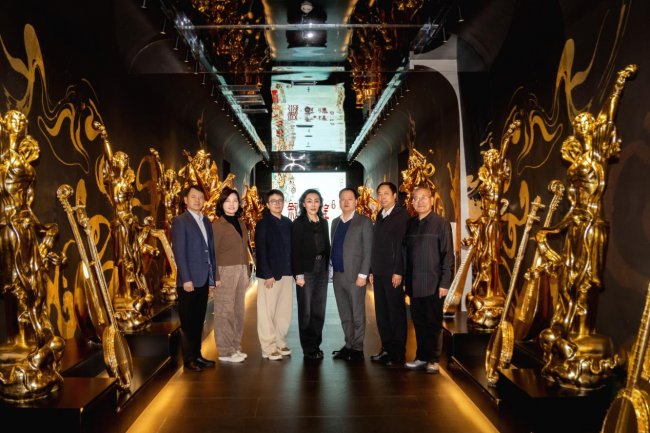 敦煌市政协及文旅代表团到访上海 聚焦“叙·敦煌”沉浸式项目开展深度交流研讨