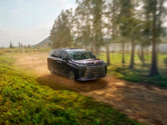 通勤省钱出游稳,星海V9成家庭长续航MPV优选