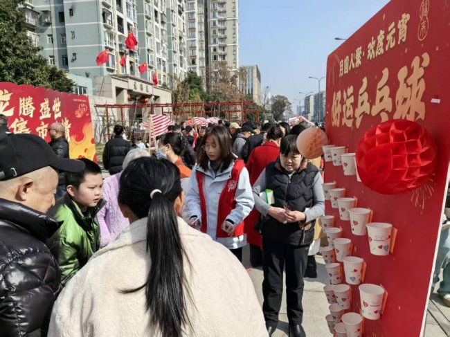 “龙腾盛世，集市传情”新春集市活动