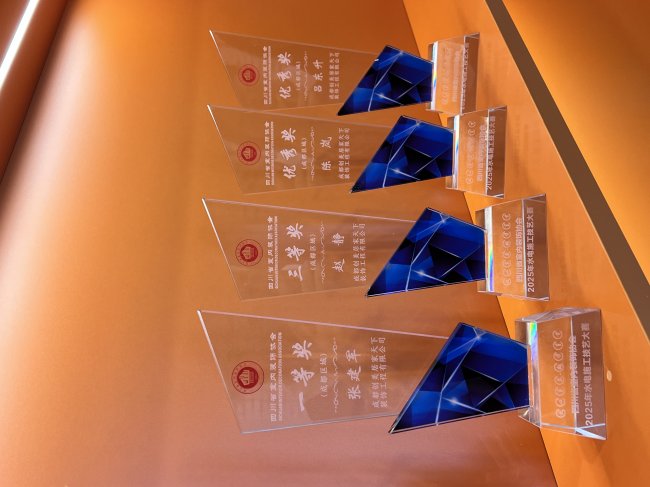 成都装修避坑指南：8家合规装企推荐