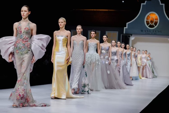 2026秋冬上海时装周GLAM圆满闭幕