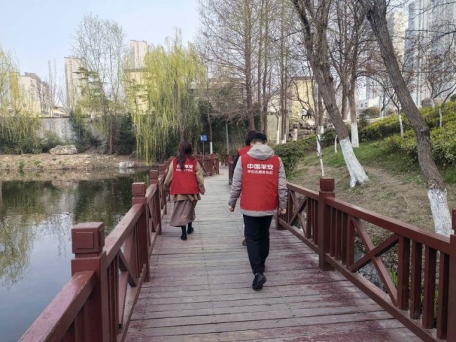 平安融易徐州分公司开展消费者权益保护及环保公益活动