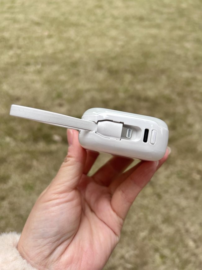 充电宝什么电池最好最耐用?充电宝选锂离子还是锂聚合物更安全?2026年安全性高充电宝推荐!