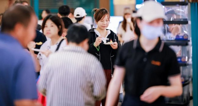 日销翻5倍！中焙蛋挞携手面包新语（广深）：以超级单品激活门店客流翻倍