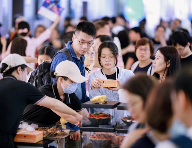 日销翻5倍！中焙蛋挞携手面包新语（广深）：以超级单品激活门店客流翻倍