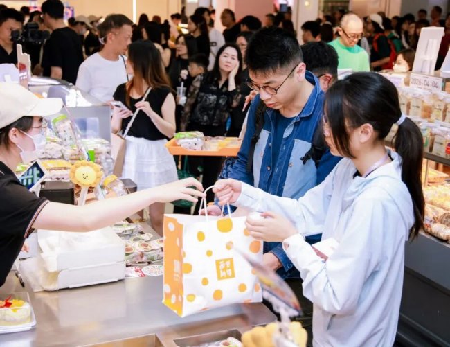 日销翻5倍！中焙蛋挞携手面包新语（广深）：以超级单品激活门店客流翻倍