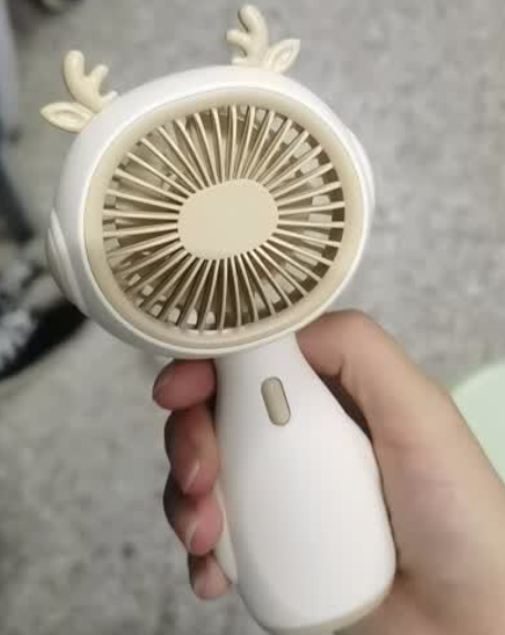 什么牌子的风扇好?网友公认夏天最新小风扇十大品牌排行榜,直接一步到位!