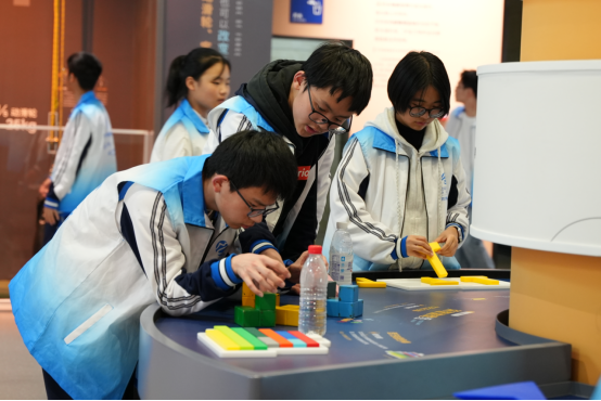 文旅科普深度融合 研学实践点亮假期——巴中春假期间，天府科普研学游持续升温