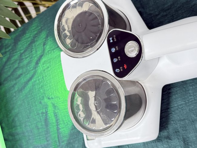 除螨神器是智商税吗？除螨仪最建议买的三个牌子？自费实测希亦、友望等十大除螨仪，大几千买出来的经验，哪款更值得入手？