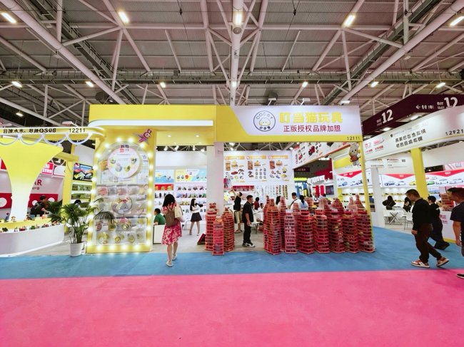 展会进行时，叮当猫集团亮相深圳三大展会，诚邀授权合作伙伴共赢！