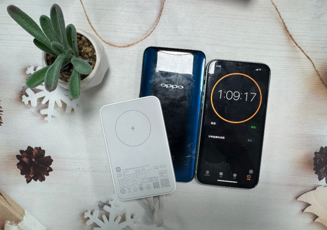 小米和安克充电宝哪个好？西圣充电宝值得买吗？实测三款充电宝