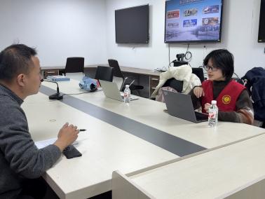 科技破局千年香榧采收困境，智能采摘无人机赋能山地林果产业升级