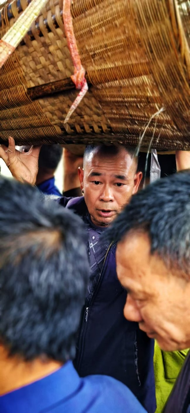 那山·那茶·那人