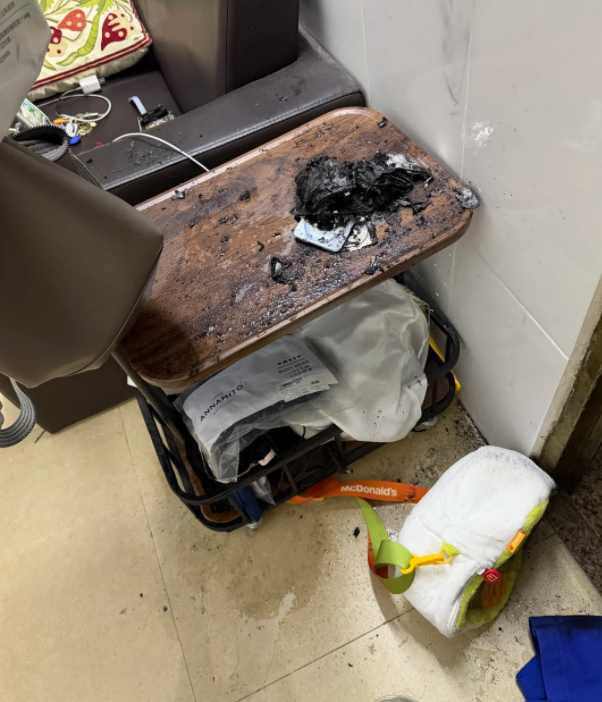 苹果用什么样的充电宝比较好？10款最适合苹果手机的充电宝推荐，告别选择困难！