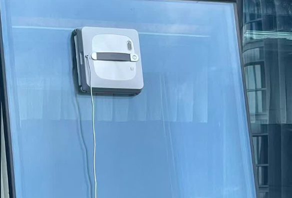 擦窗机器人值得买吗?深度测评擦窗机器人排名前十的产品,各有优势,不要都买!