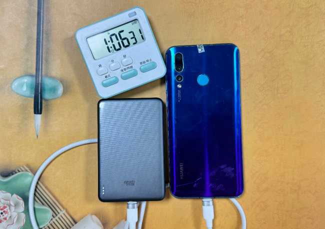 华为充电宝好用吗？传应南孚、西圣、华为充电宝哪款好？详细测评分析对比