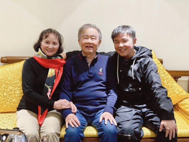 观心实验室韩冰对谈缪杰：放下最优解执念，陪孩子翻越自己的山