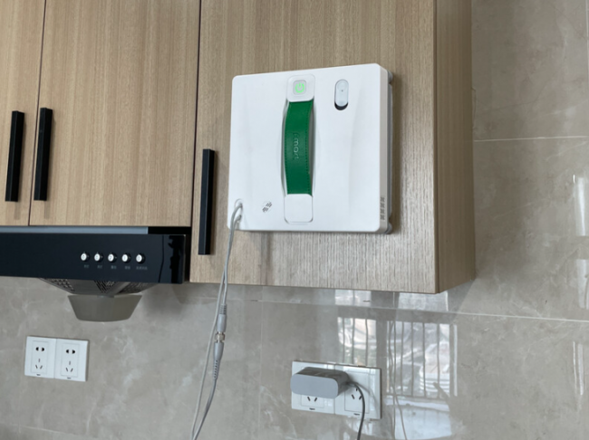 高层擦玻璃机器人实用吗？十大公认最好的擦窗器真实测评，看完高层不踩雷