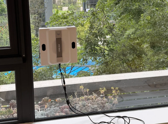 擦玻璃神器哪个最好用？2026年擦玻璃机器人品牌排行榜前十名深度扒皮，耐用又实惠