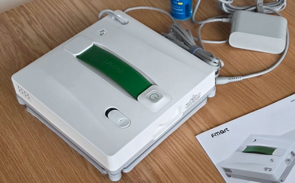 自动擦窗机器人哪款最好用？2026十款市场爆款擦窗机器人推荐，帮你精准选对款！