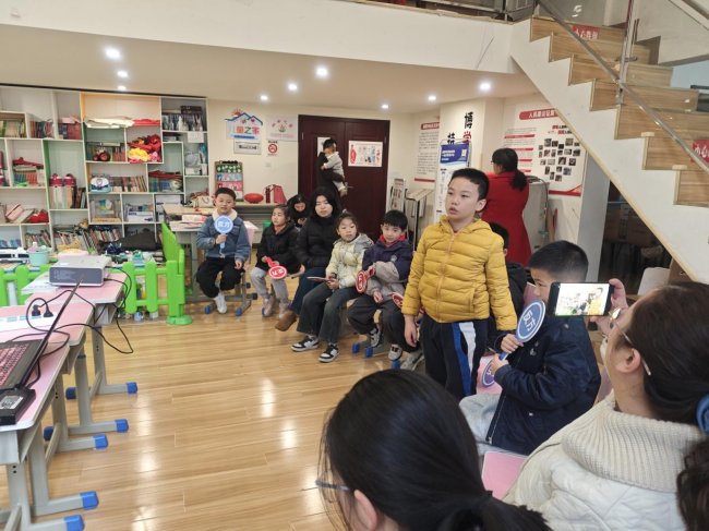 校园“零容忍”·我们共守护——跳蹬河社区举办未成年人法治辩论赛