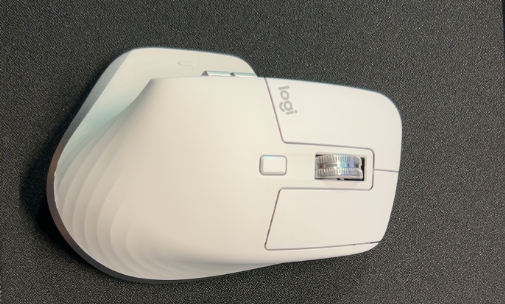 哪个牌子立式鼠标好用?2026年最建议买的10款人体工学鼠标品牌推荐，低延迟/长续航/多设备适配