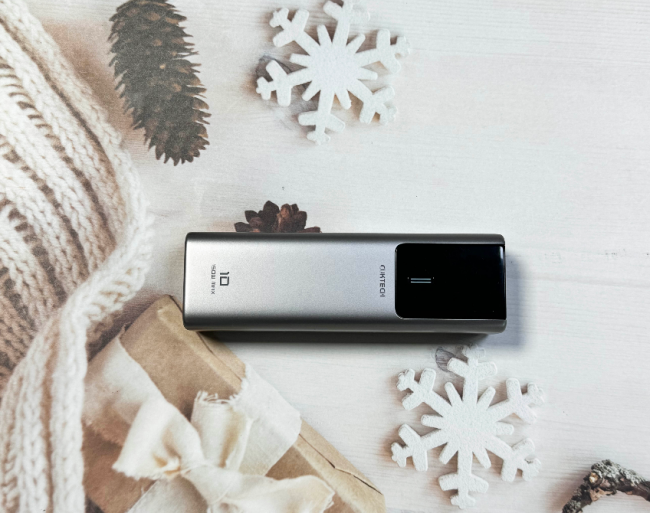 手机充电宝哪个品牌质量好性价比高？充电宝十大排名品牌，深度测评