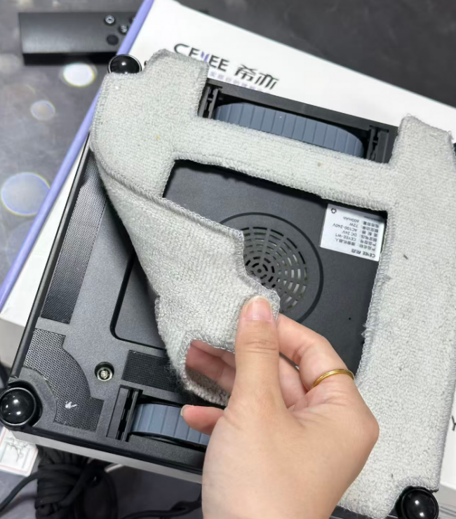 自动擦窗机器人哪个牌子好？2026最新擦窗机器人十大品牌盘点，喷擦一体更彻底