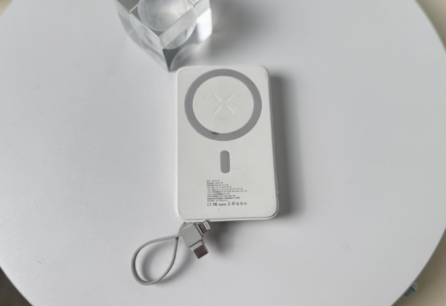 苹果充电宝哪个牌子最好最耐用？10款2026年适合苹果手机用充电宝