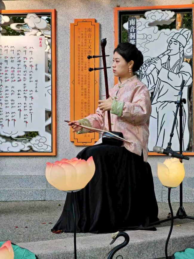 拾忆南音访传人，青春聚力守非遗  ——福建师大“拾忆南音”实践队对话南音新一代传承人许达妮