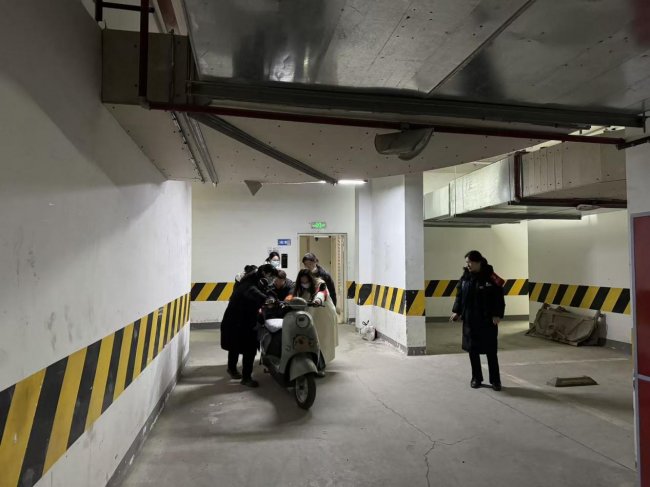 桐心聚五峰 共治暖民心——五峰社区：安置小区里的治理“幸福答卷”