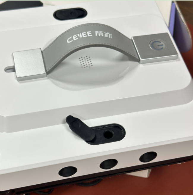 擦窗机器人哪款好用又实惠？2026年高性价比家用擦玻璃器十大排名推荐，高效更省力