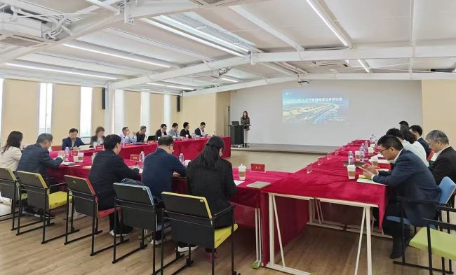 从“能不能”到“怎么走”：普兰首提“丝路倡议”跨境人民币票据业务框架