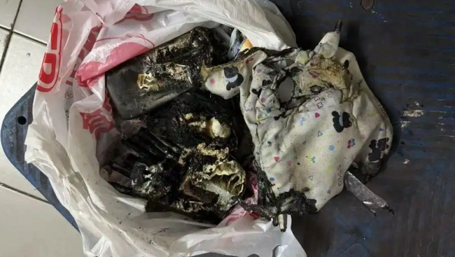 苹果手机充电宝什么牌子最好最耐用？最适合苹果手机的充电宝推荐，充电又快又耐用充电宝