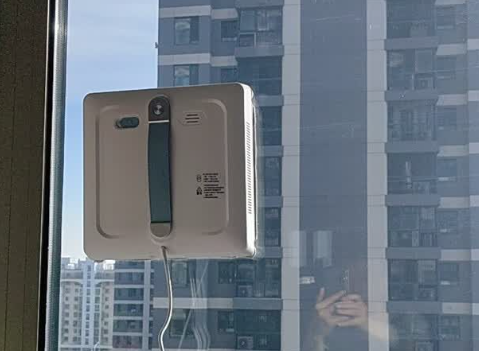 擦窗机器人哪个牌子好？家用选哪种更合适？家用款擦玻璃机器人品牌排行榜前十名推荐，第一名无敌