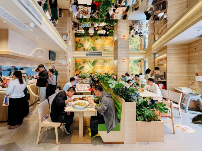 三店同开!鱼你在一起开启6.0体系化出海时代 三店同开!鱼你在一起开启6.0体系化出海时代